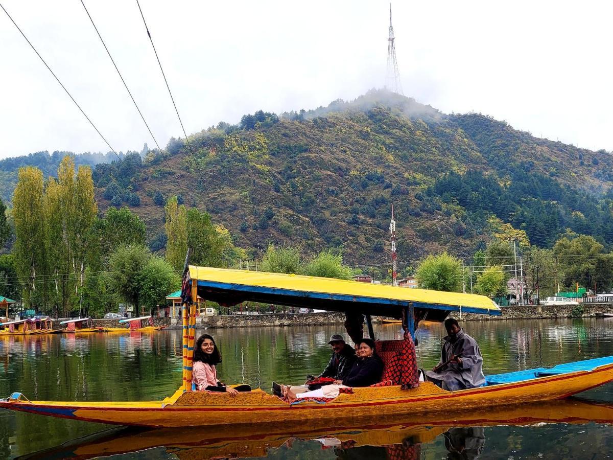 Tashkand Houseboat Srīnagar Kültér fotó