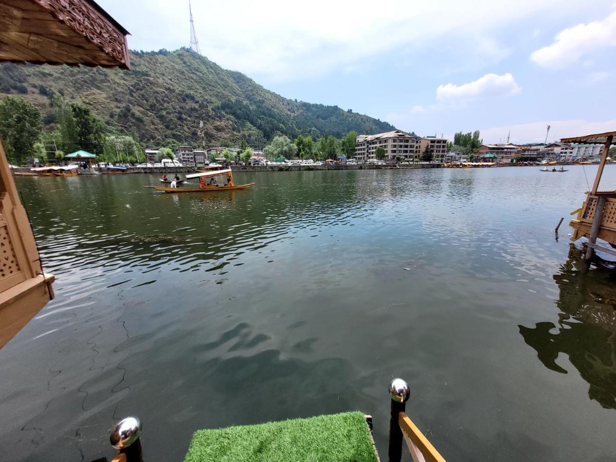 Tashkand Houseboat Srīnagar Kültér fotó