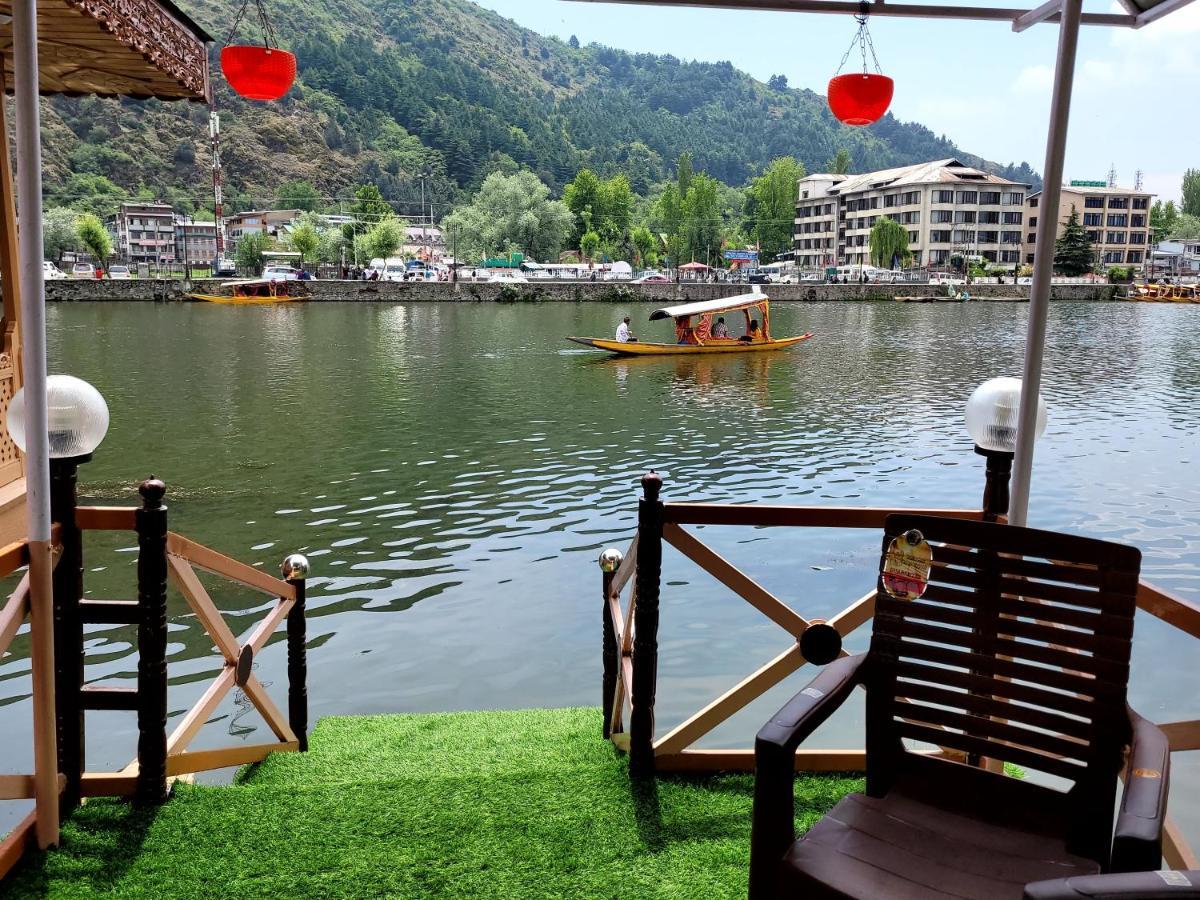 Tashkand Houseboat Srīnagar Kültér fotó